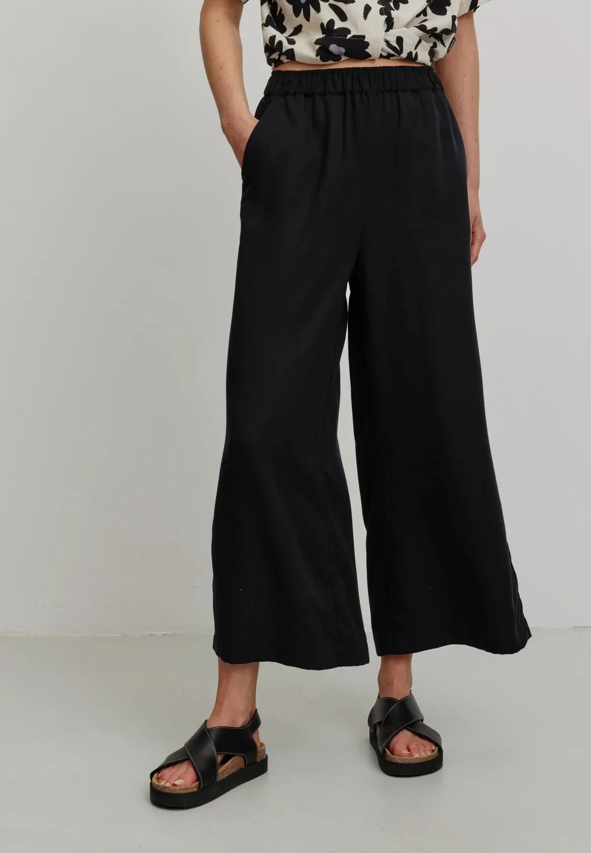 BILBERRY TENCEL™ LYOCELL CULOTTE | BLACK