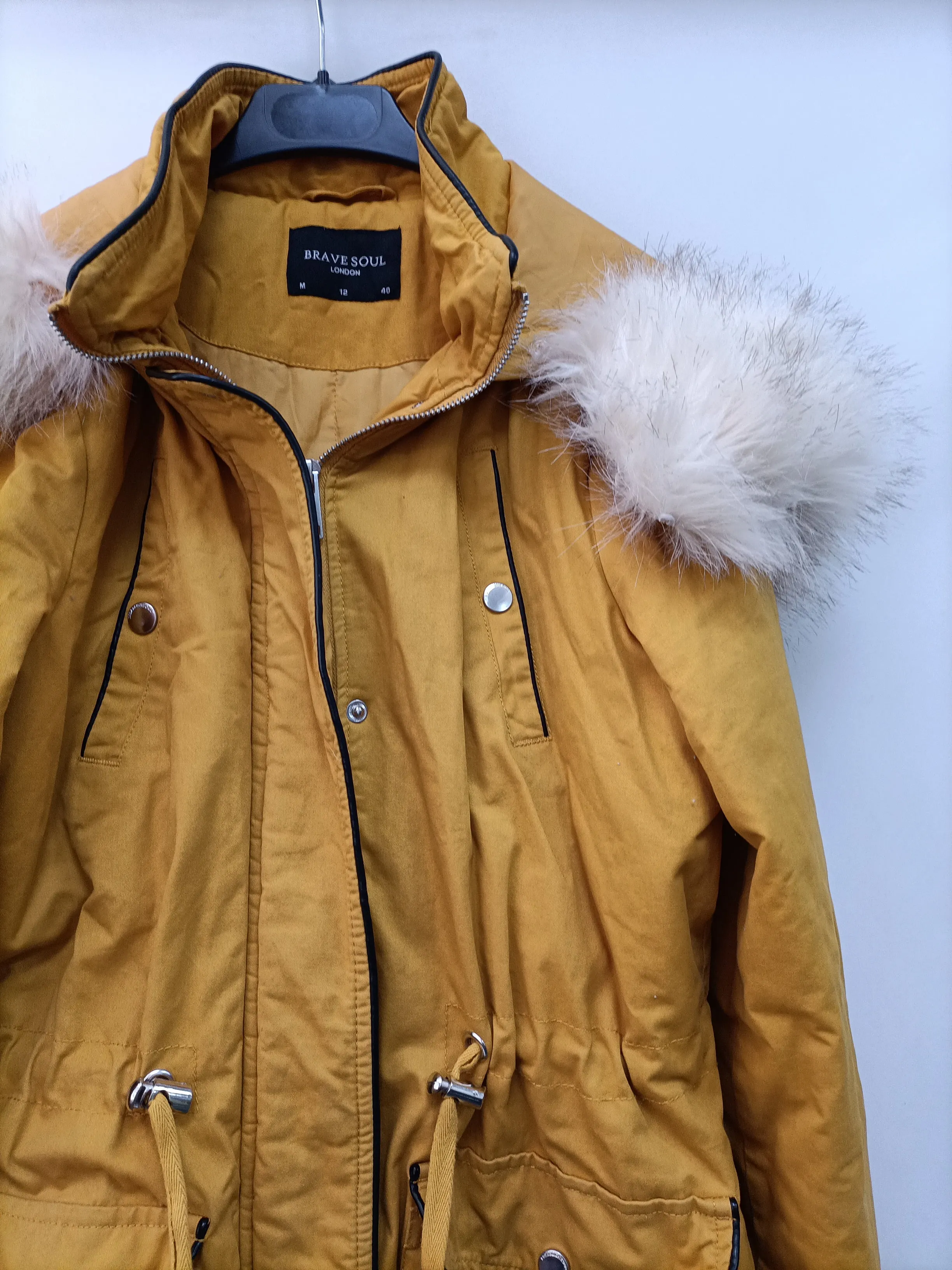 BRAVE SOUL. Parka amarilla pelo T.m