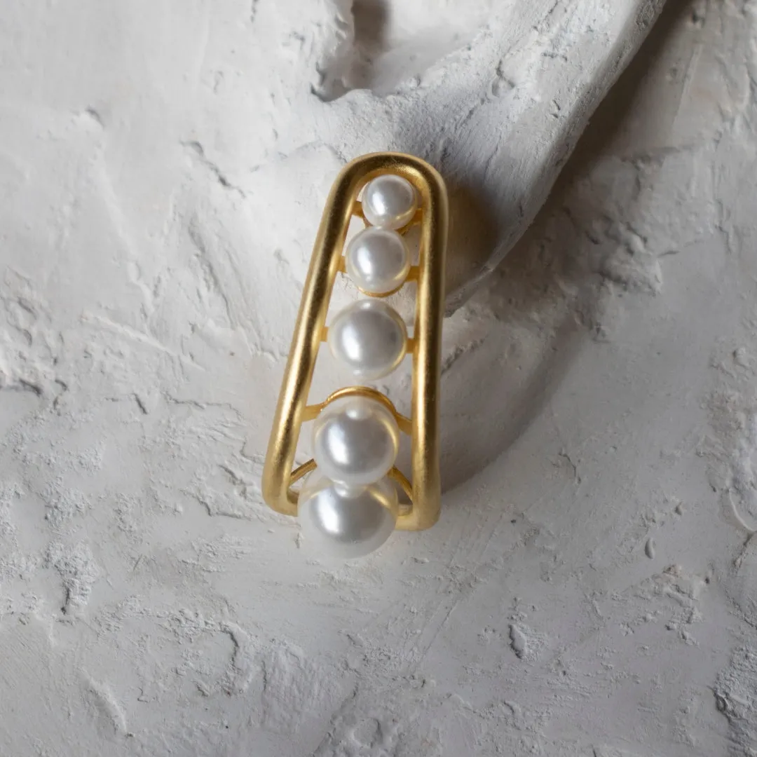 Pearl Earrings In Gold